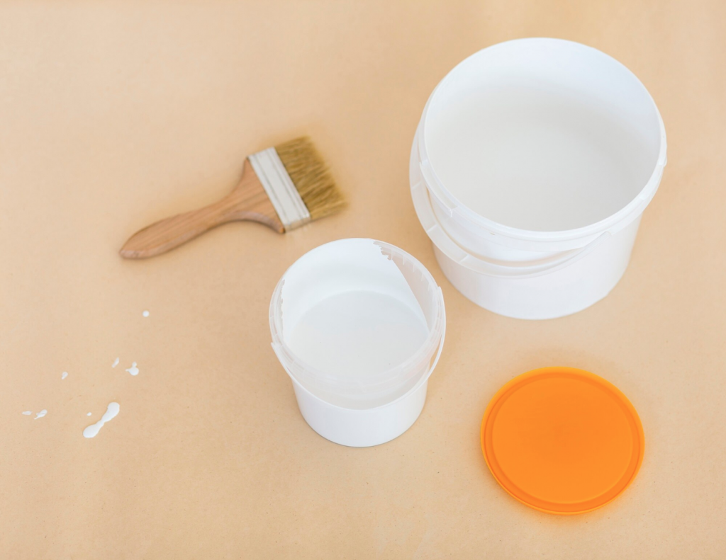 ведро с крышкой для ЛКМ